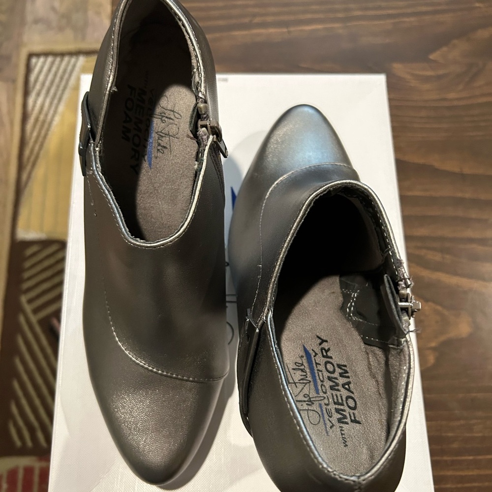 Gray Life Stride Ankle Boots